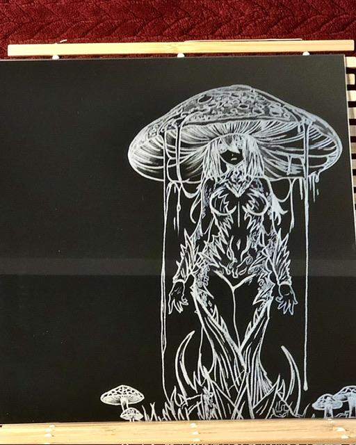 Lustro grzyb-mistyczny 